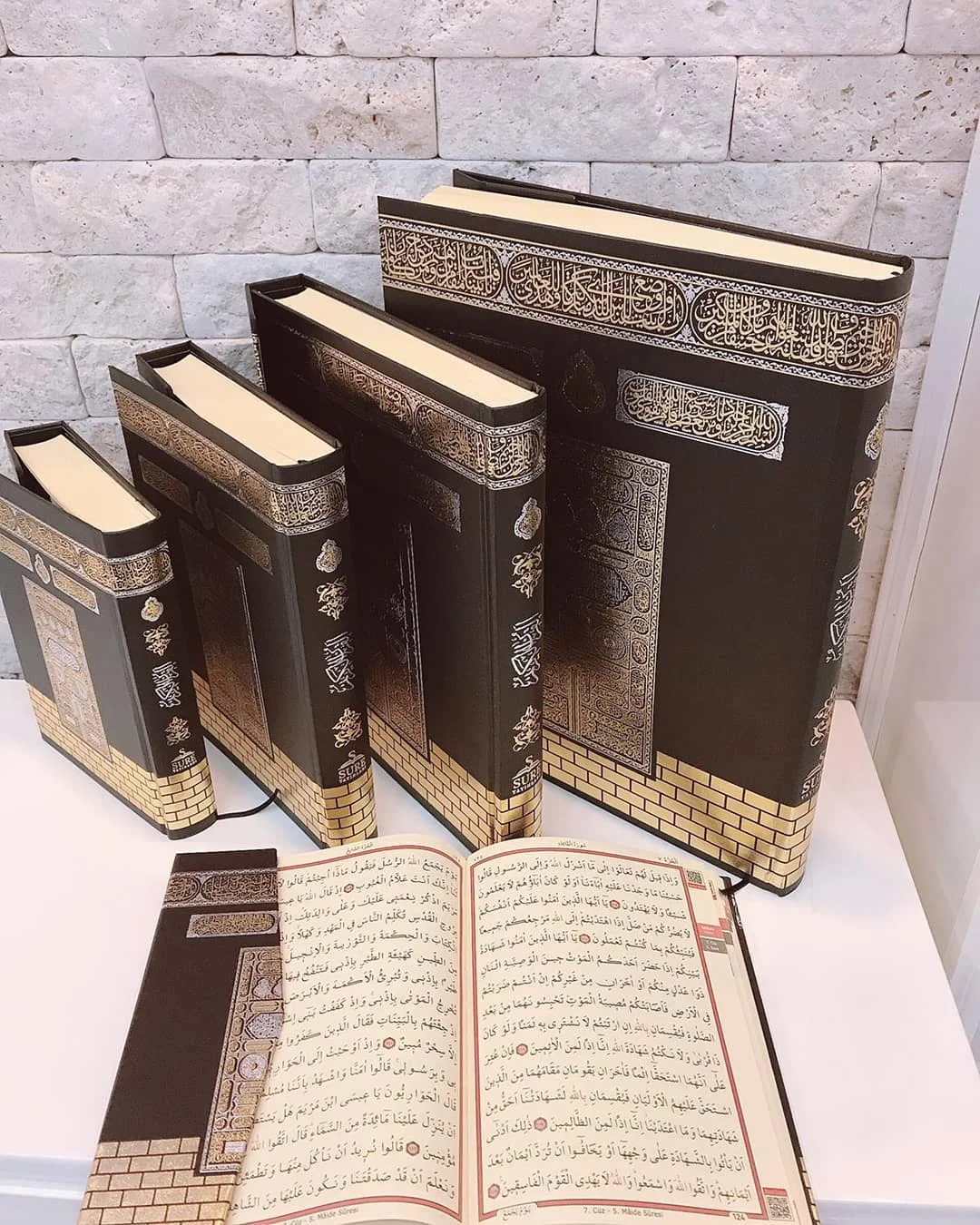 Kaaba Quran Velvet Embossed and Quran Box, Quran Gift, Muslim Men Quran, Ramadan Gift Set, Arabic Quran, Islamic Gift, Muslim