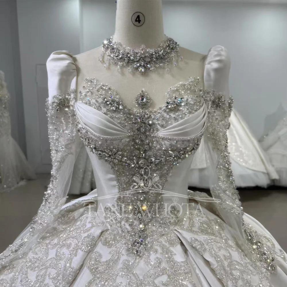 

Новое атласное свадебное платье с длинными рукавами, на шнуровке сзади, с высоким воротником, бальное платье с кристаллами, элегантное свадебное платье