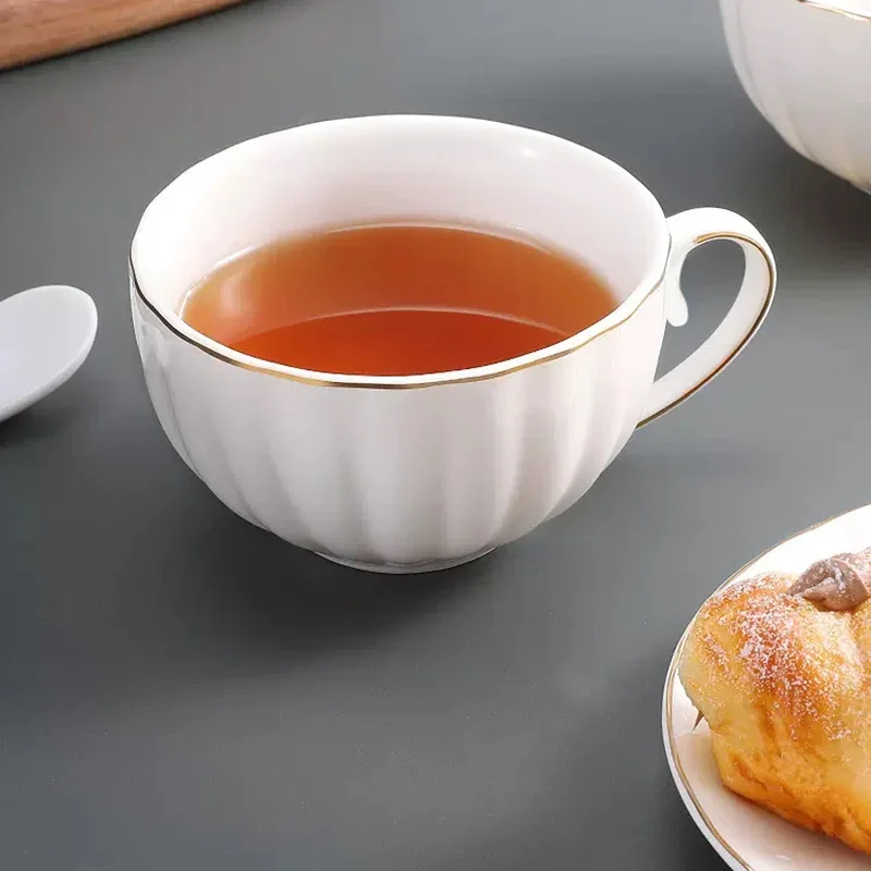 White Ceramic Gold Rimmed Coffee Cup And Saucer 180ml Latte Cup Delicate Afternoon Tea Drinkware Breakfast Cup Snack Plate - view 5