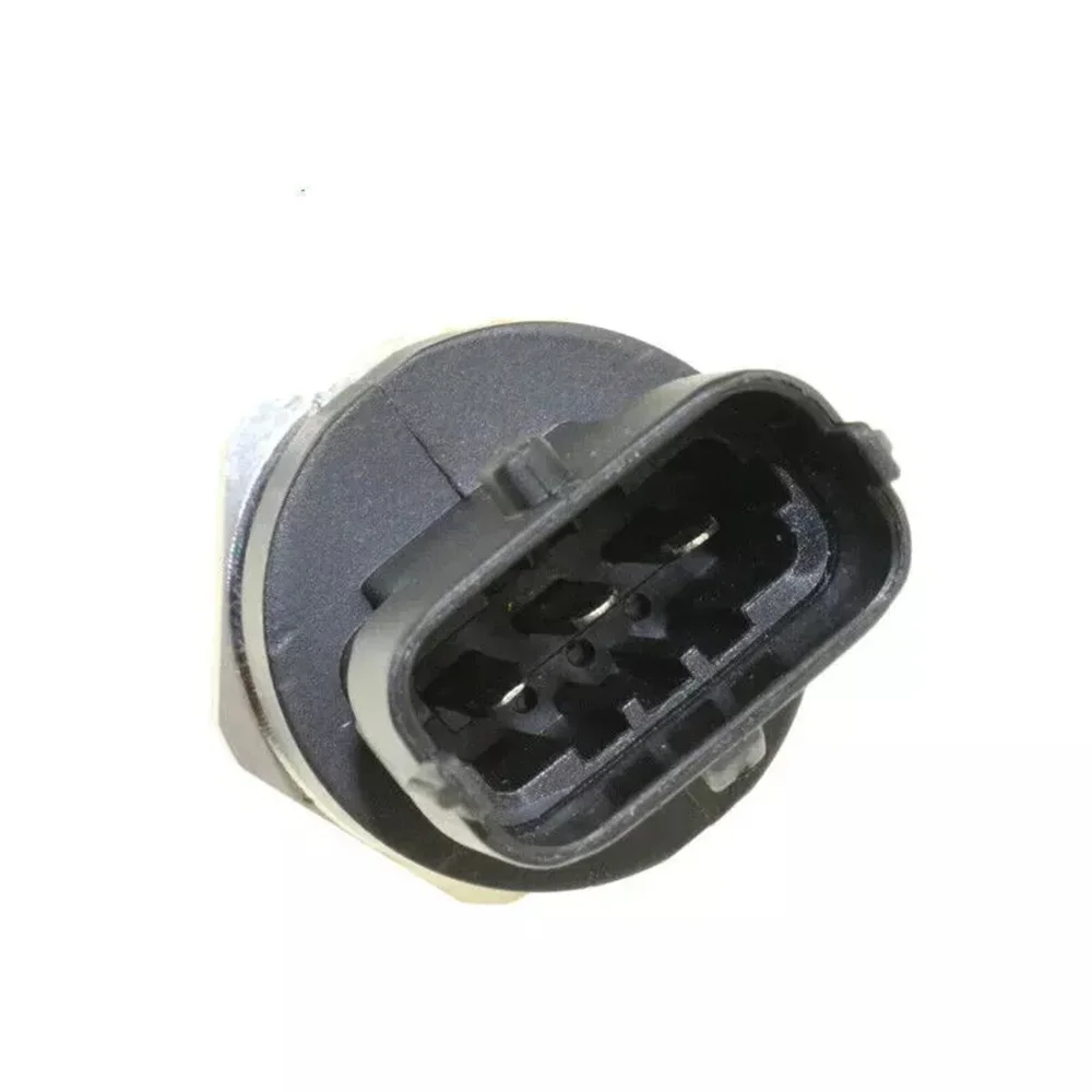 مستشعر ضغط السكك الحديدية الوقود 0281006244   لنيسان نافارا D22 باترول ZD30 ديزل OE