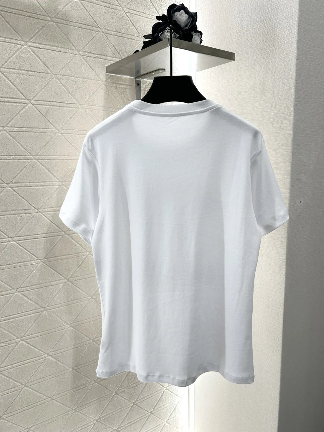 

2025 New T-shirt Solid O-neck Short-sleeved Fashionable Versatile Slimming Figure-hugging Spring Summer