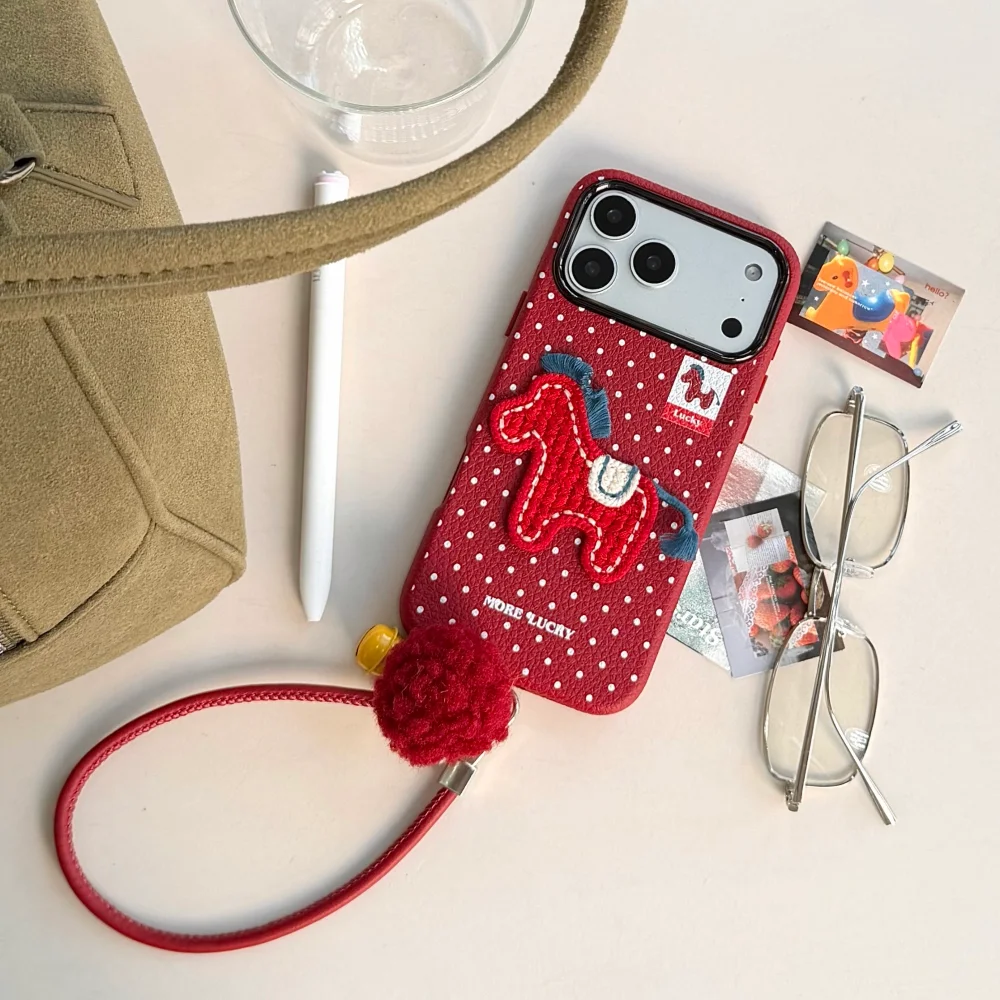 

Модный кожаный чехол для мобильного телефона с вышивкой в горошек пони, подходит для iPhone14/15/16/17ProMax, новый защитный чехол 17Pro