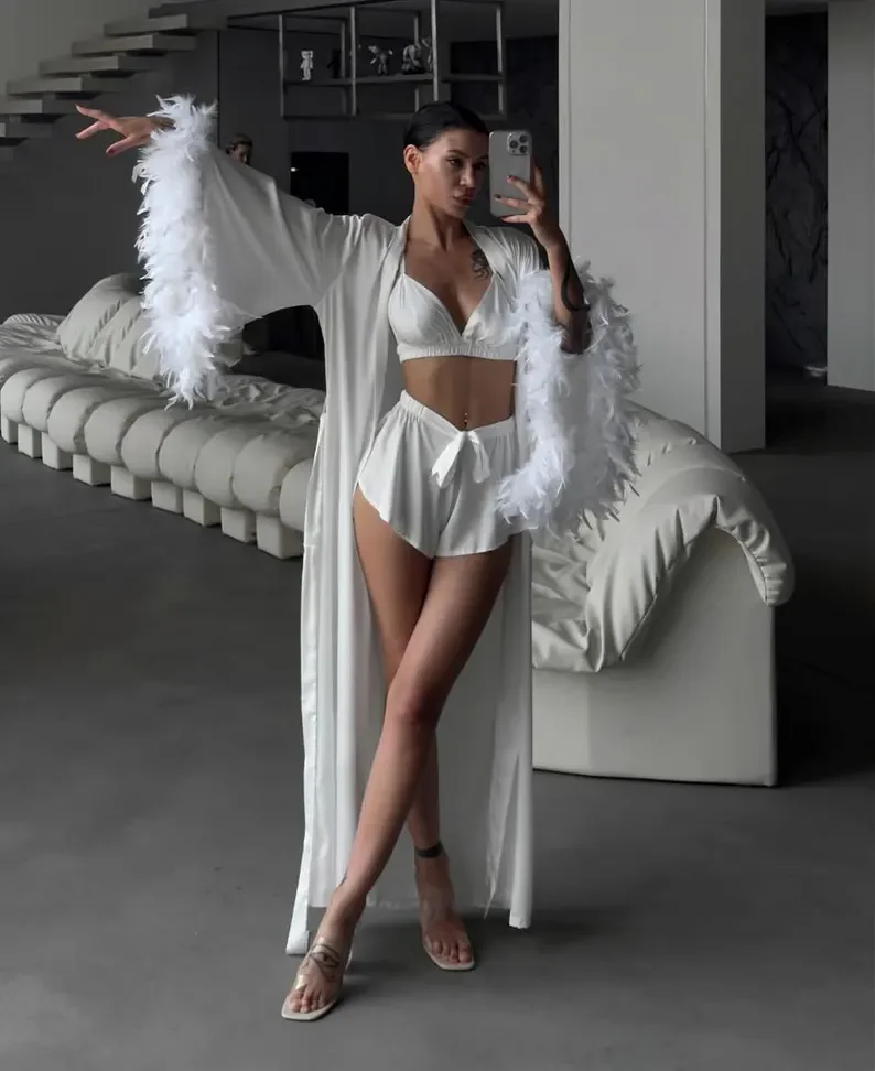 

Luxurious White Feather Bridal Robe & Pajama Set - Bridal Long Robe with Detachable Feather Sleeves - Wedding Pajama Set