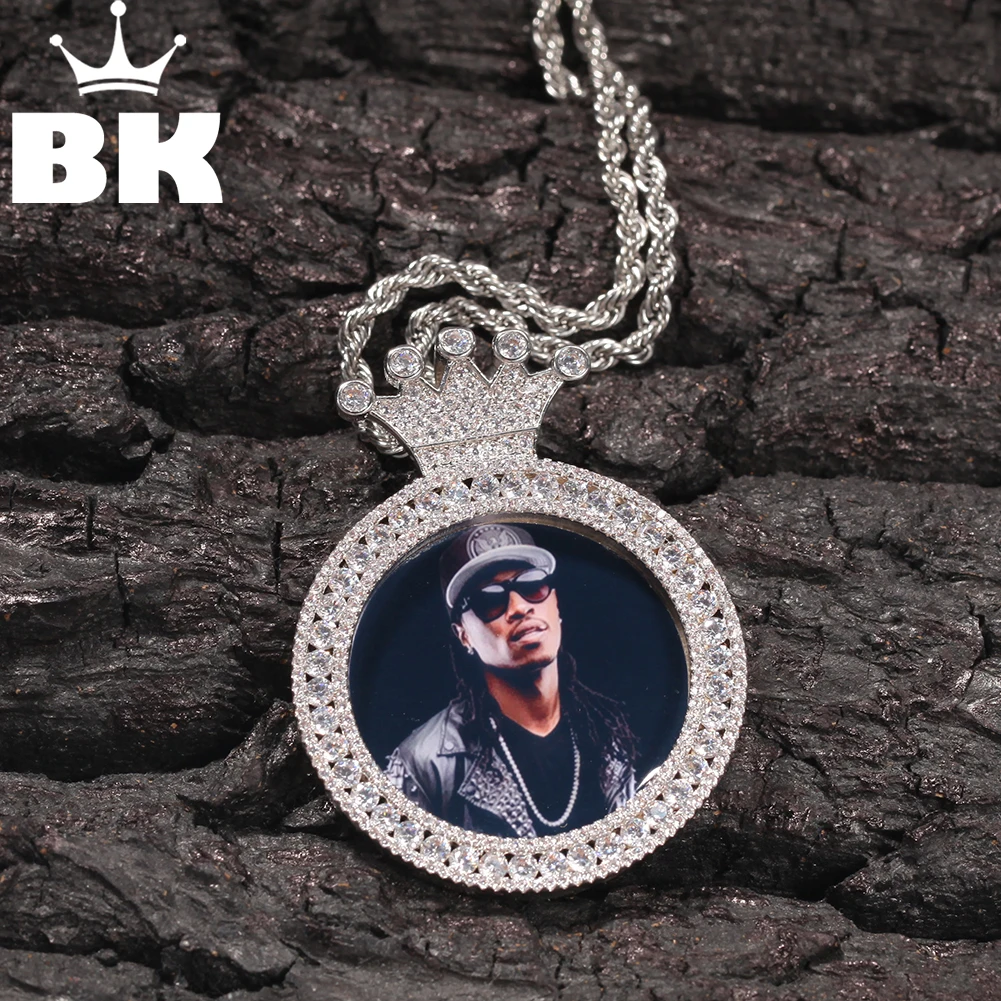 

THE BLING KING Custom Photo Necklace For Men Crown Clasp Round Pendant CZ Diamonds Surrounded Hip Hop Jewelry Gift For Friend