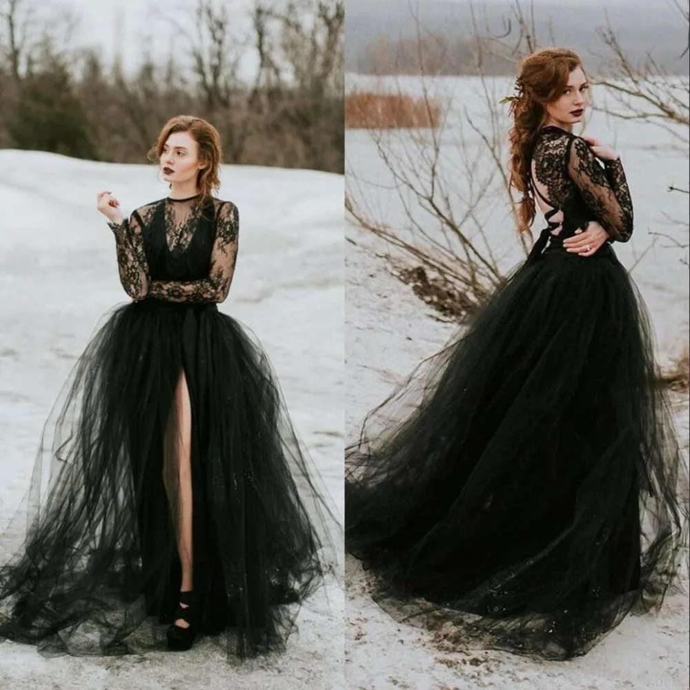 

Plus Size Gothic Black Wedding Dresses Lace Long Sleeves O-neck Open Backless A Line Bridal Gowns with Slit Vestido De Noiva