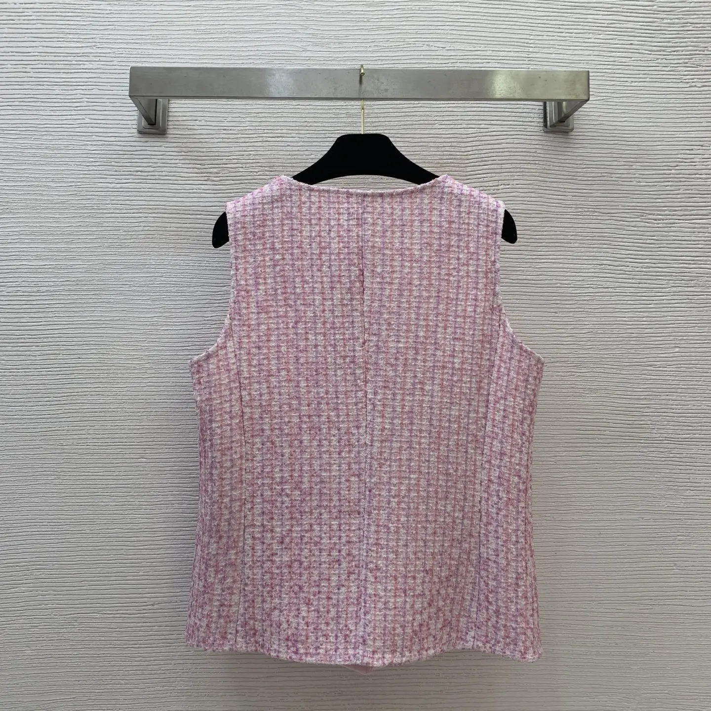 

High-end Light Luxury Small Fragrance Vest Summer 2025 Minority Design Sense Sleeveless Advanced Literary Wear Top