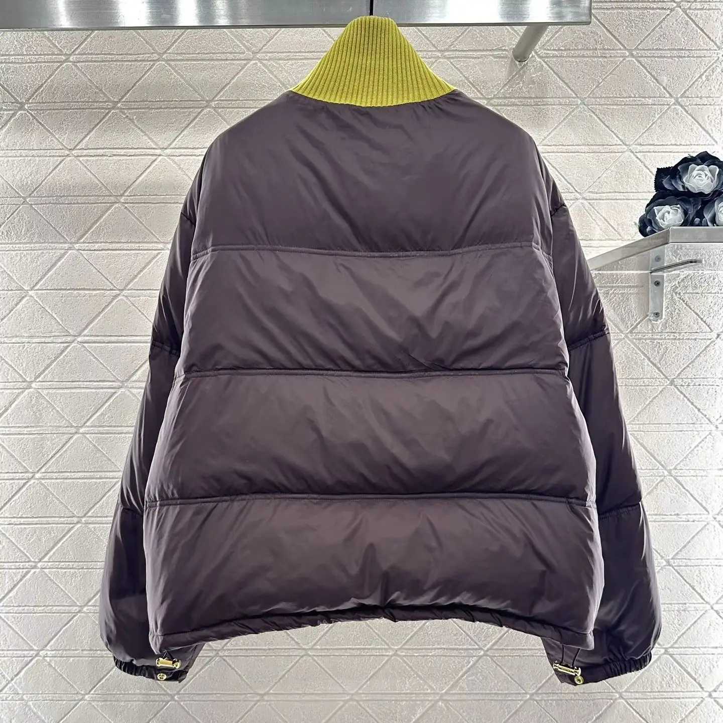 

2025 New Arrivals Stand-up Collar Down Jacket Windproof and Waterproof Nylon Material Down Cotton Collar Knitted Thread