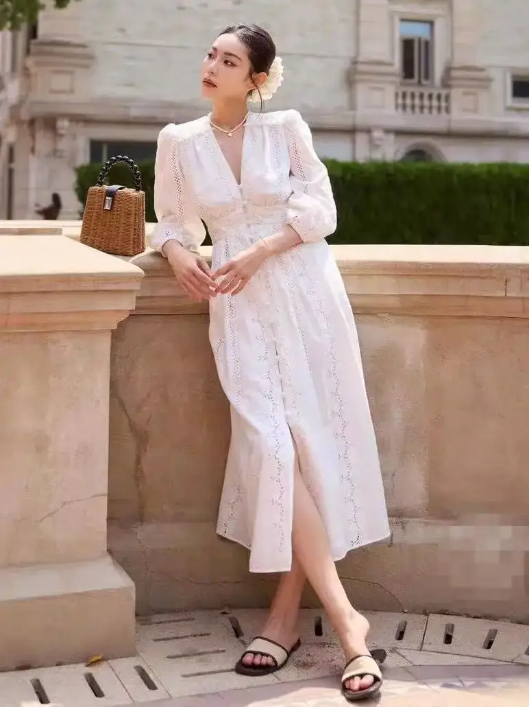 

Heavy-duty romantic hollow-out embroidered V-neck waist-cinching cotton dress