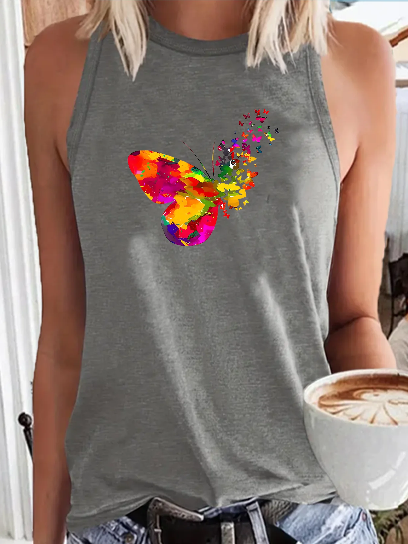 Summer Latest Beautiful Flying Colorful Butterflies Fashion Sports Women's Tank Top Loose O Neck Sleeveless Casual Tank Top