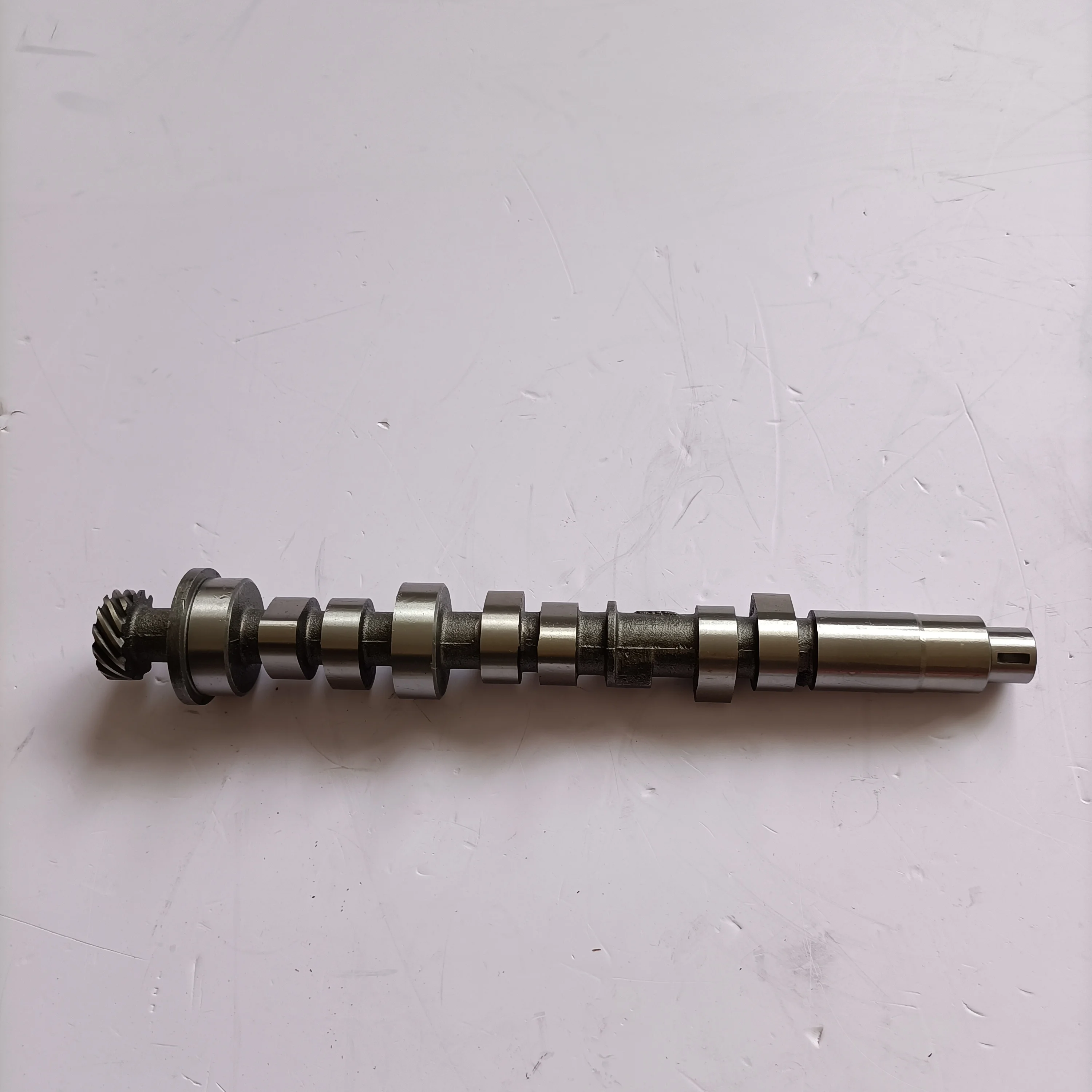 ตรวจสอบและแนะนำชิ้นส่วนเครื่องยนต์ Camshaft รุ่น CB42 2000 สำหรับ Daihatsu Hijet ที่ใช้งานได้จริง