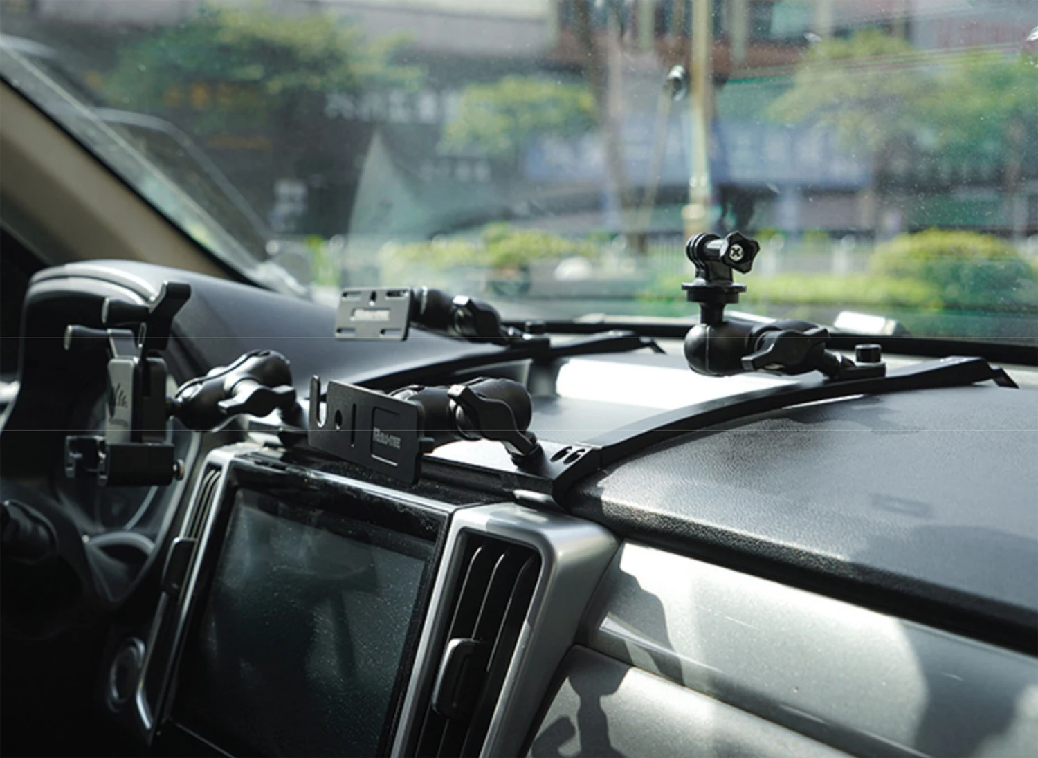 For Great Wall Pao/ GWM Poer 2019-2025 Phone Holder Navigation Walkie-talkie Radio Bracket Offroad Digital Device Dash Mount