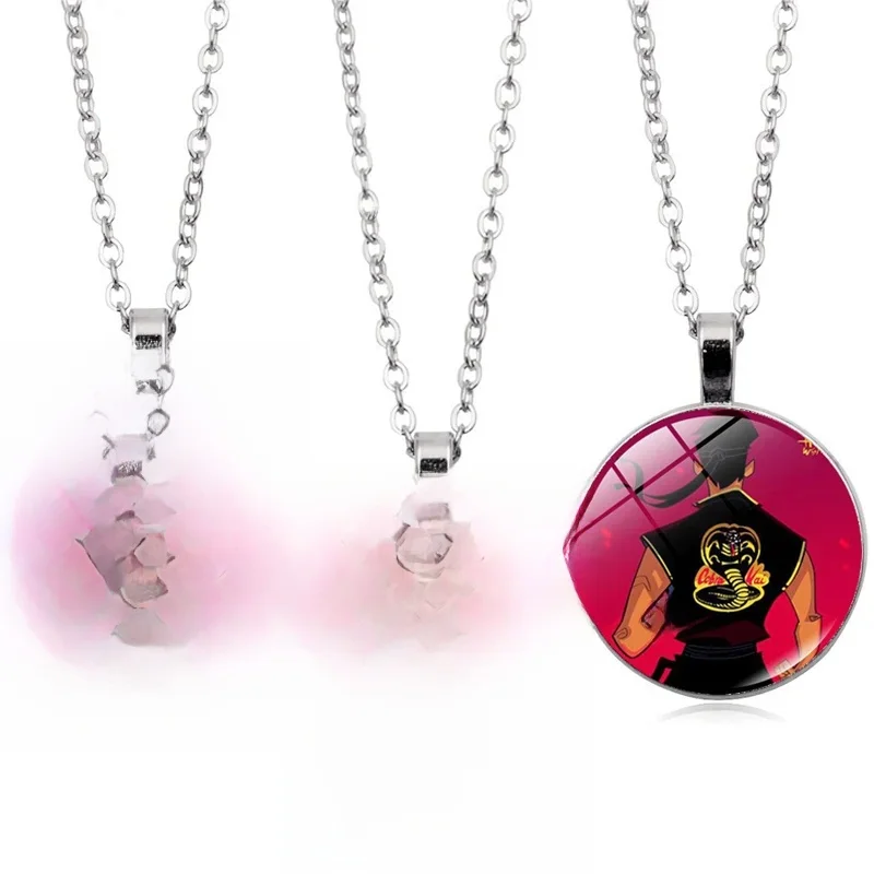3 colliers Anime Cobra Kai Daniel LaRusso film karaté enfant Cosplay accessoire collier pendentif hommes et femmes bijoux cadeaux