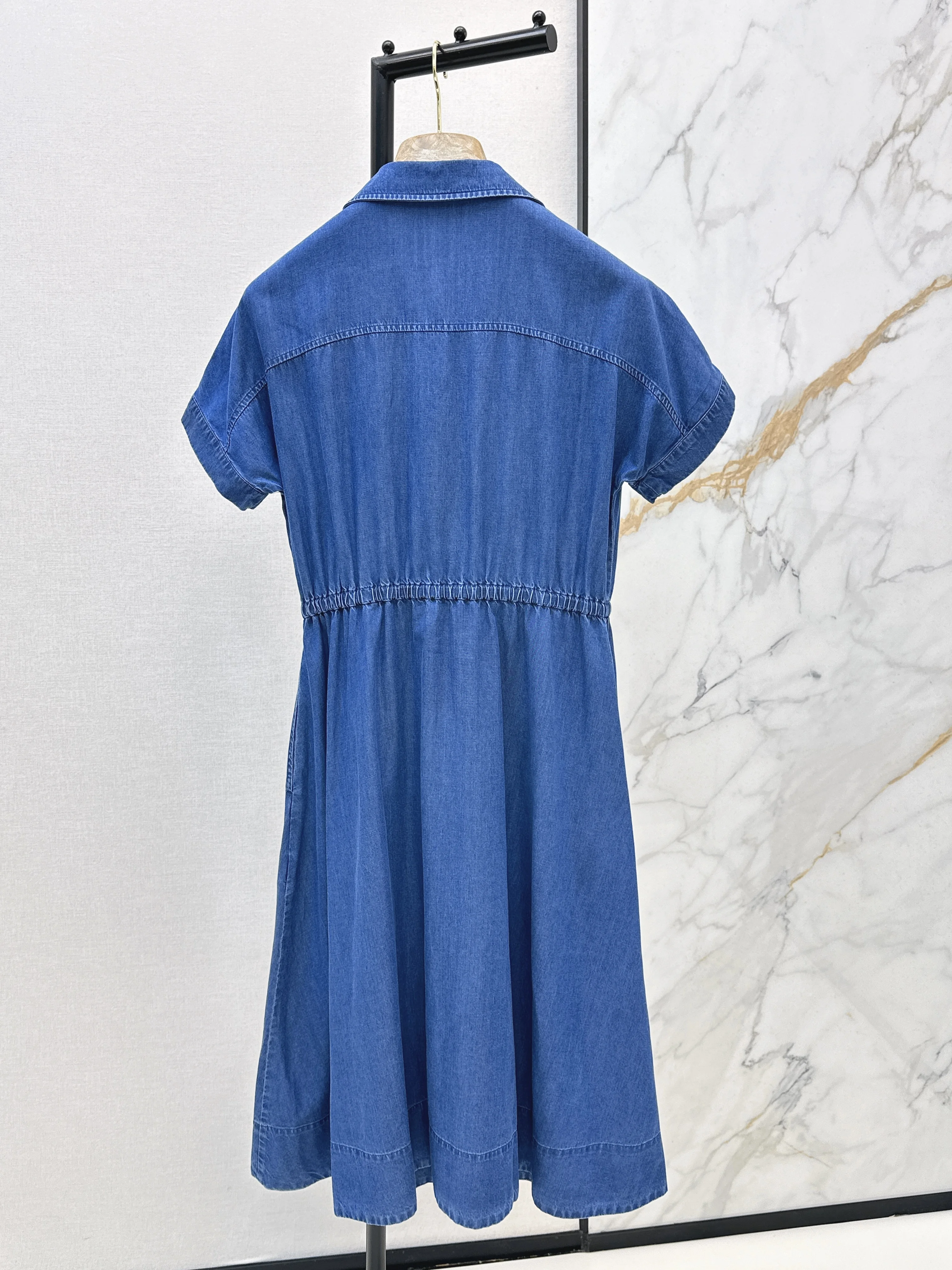 

2026 Early Spring Designer Dress Ruffled sleeves with Belt velvet Mid-Length A-line Button Slimming Half-Sleeved
