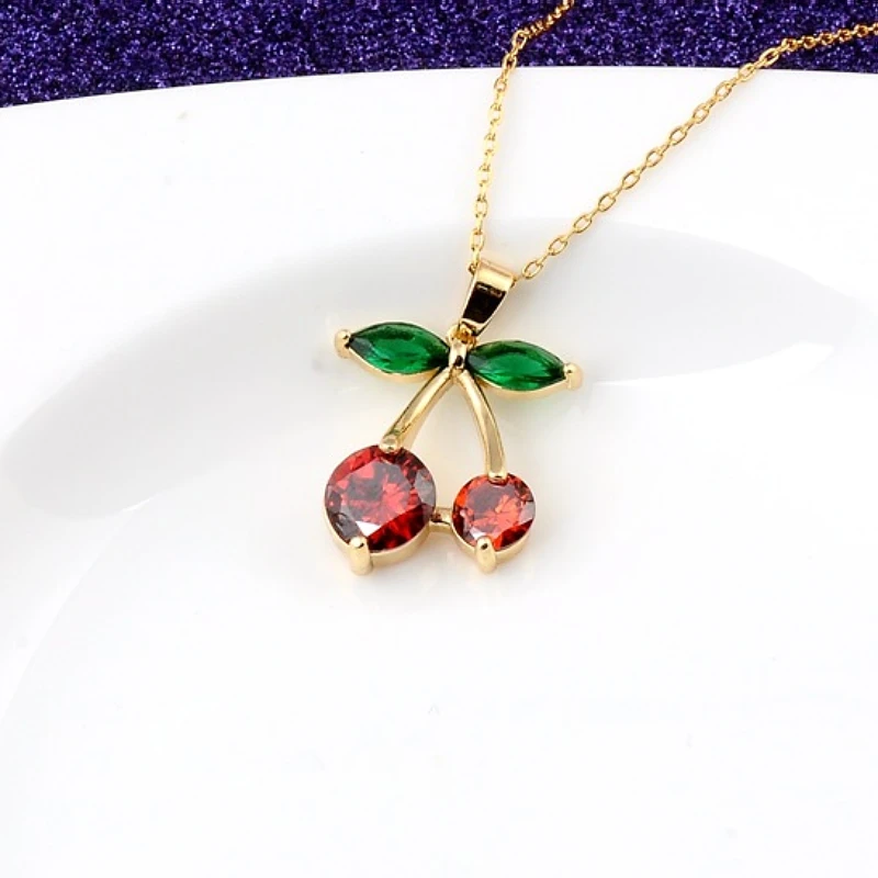 Fashion cute red cherry necklace Beautiful new red sweet fruit with green leaf charm pendant for family and friends birthday gif