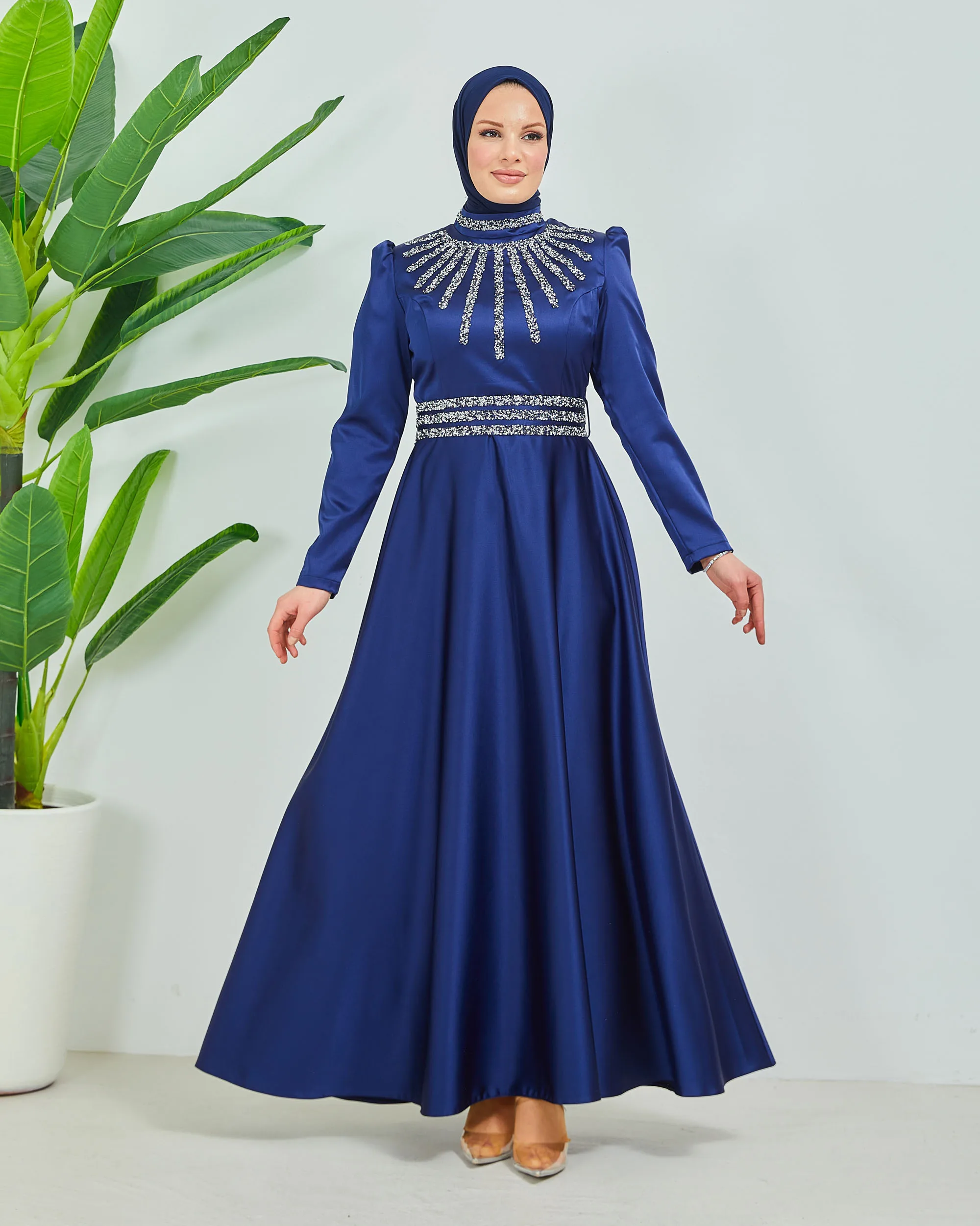 It is the evening dress you are looking for special occasions, wedding, engagement, promise, invitation and graduation