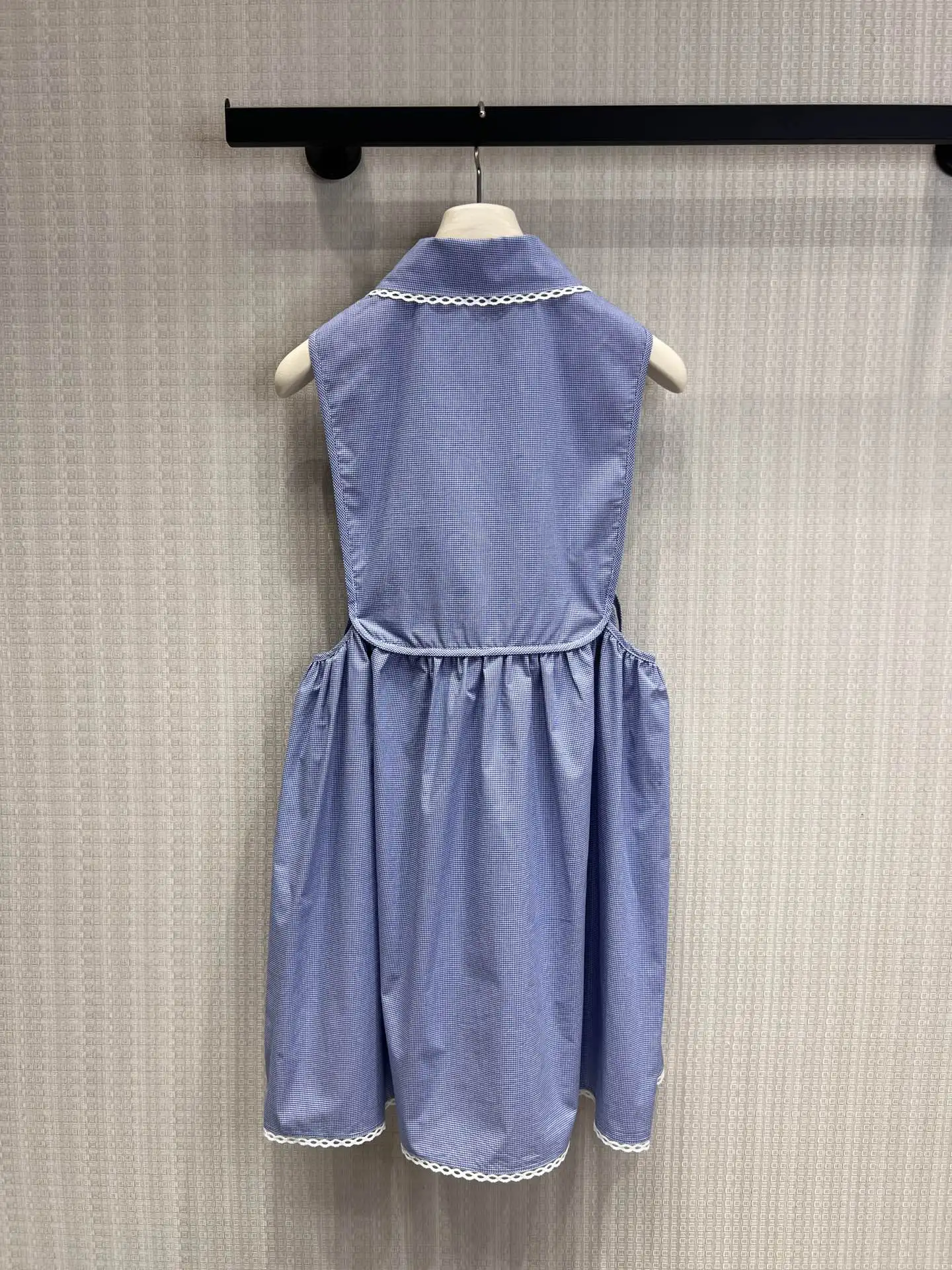 

2026 Summer Women's Pinstripe Collared Sleeveless Dress Lace Trim Drawstring Waist A-Line Dress ZX18579