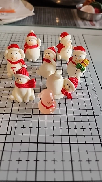 Miniature Christmas Figurine Set Christmas Decoration Fairy Snowman Santa Claus Miniature Figurines Xmas Gifts DIY Home Decor photo review
