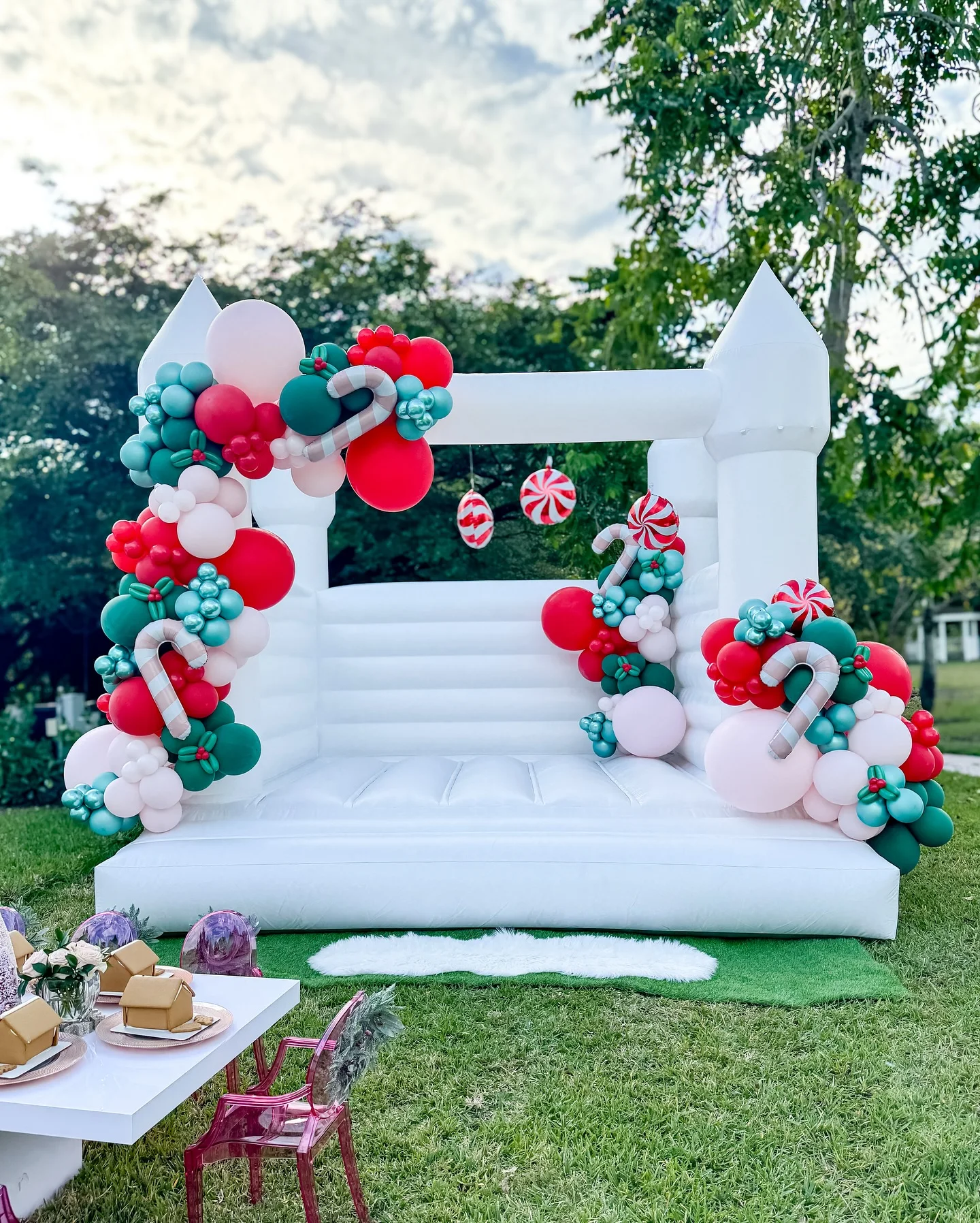 

13ft -4mCommercial PVC Grade White Bounce House Jumping Wedding Bouncy Castle House For Kids Birthday Party With Air Blower