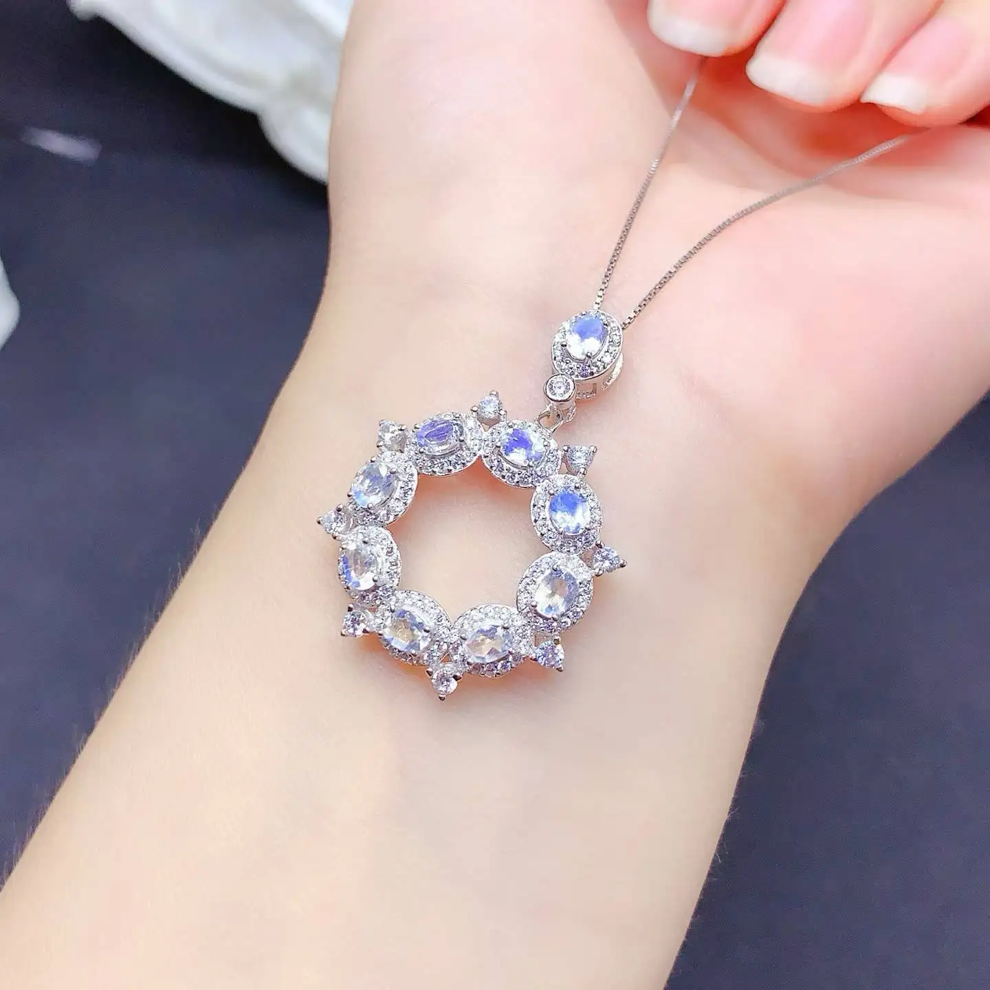 KJJEAXCMY boutique jewelry for girls, pure and impurity free natural moonstone pendant, 925 sterling silver inlay, gift for girl