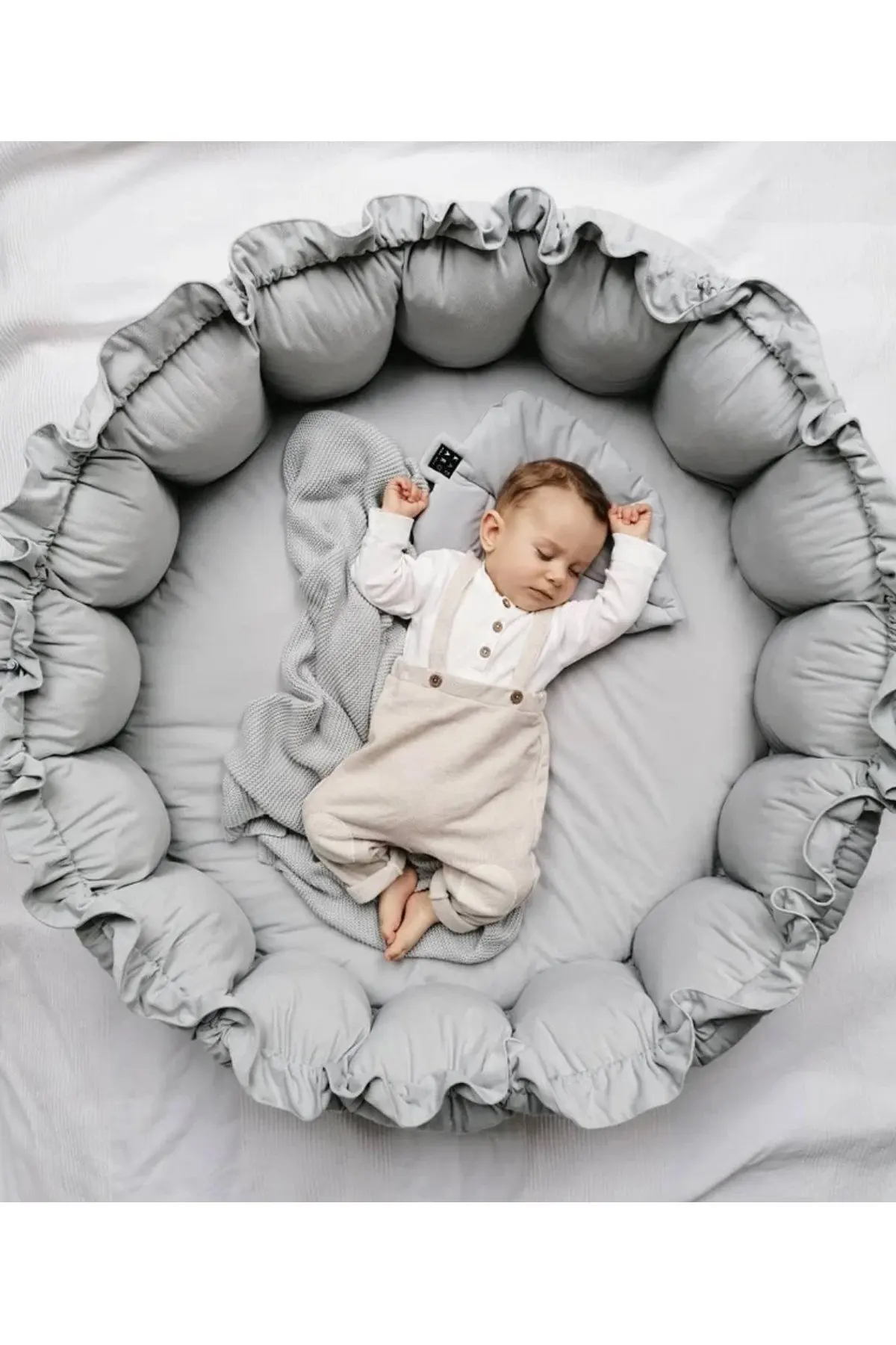 

Handmade Gray Retractable - Collapsible Play Mat Jaju-Babynest Baby Bed