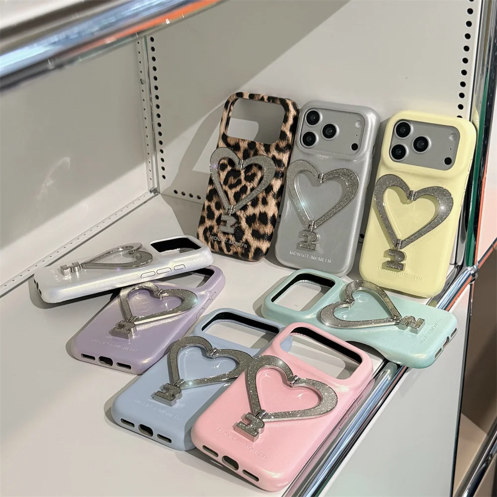 Luxury Glitter Leather With Diamond Heart Stand Phone Case For iPhone 17 16 Pro Max 15 14 13 16 15 Pro 17 Pro Case Fashion Cover