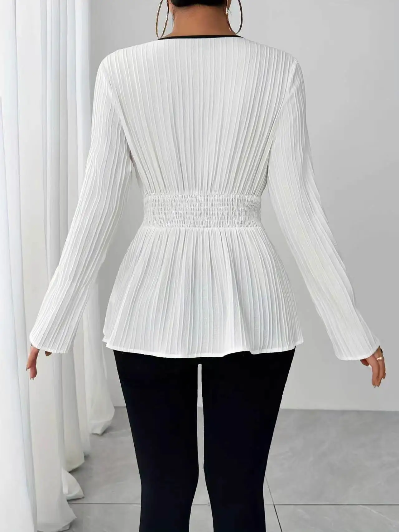 Elegant Color Block Bell Sleeve T-Shirt Casual Loose Fit Waist Drawstring Top for Daily Wear
