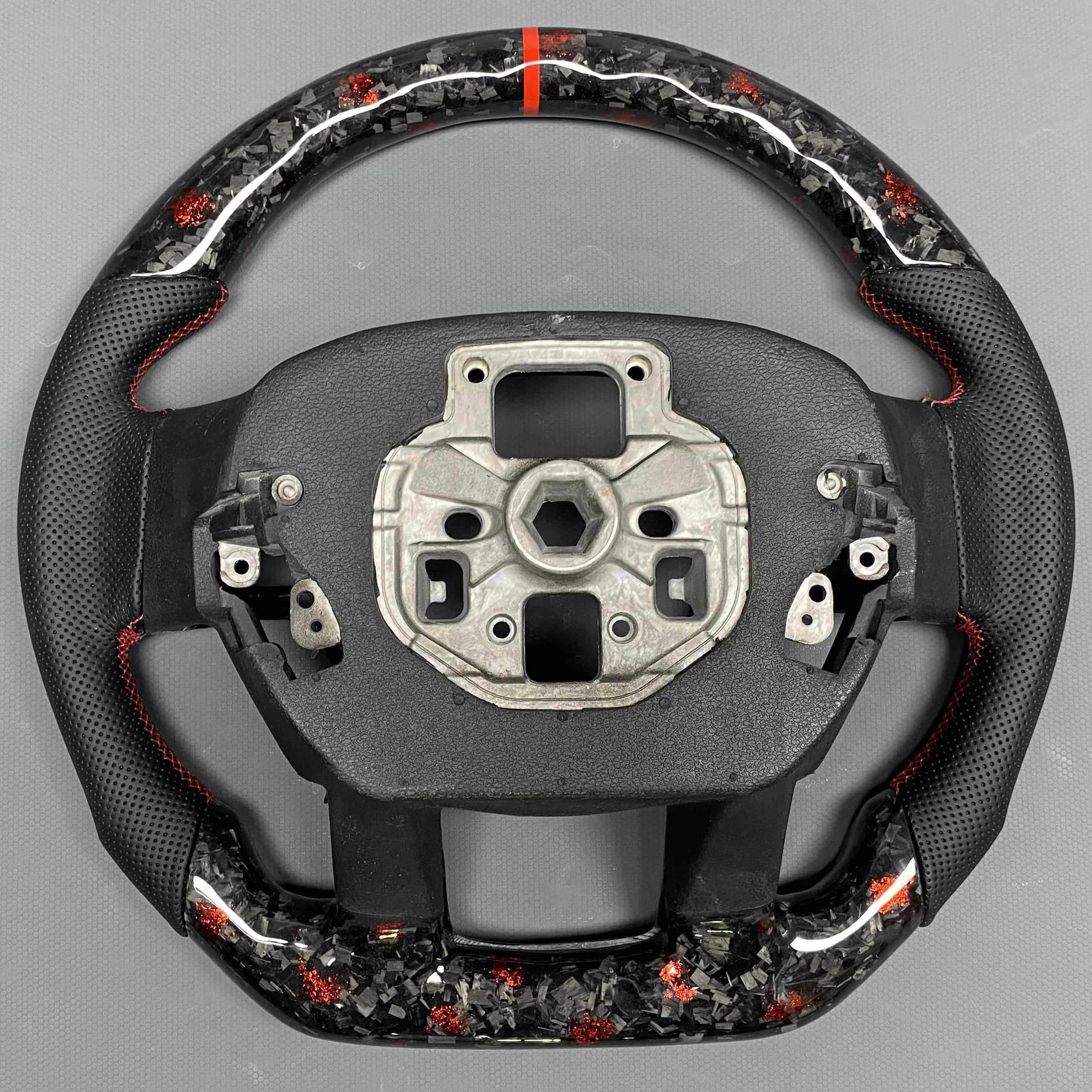 Carbon fiber steering wheel for Ford Raptor F150 F-150 2015 2017 2016 2019 2018 2020 custom sport style perforated leather