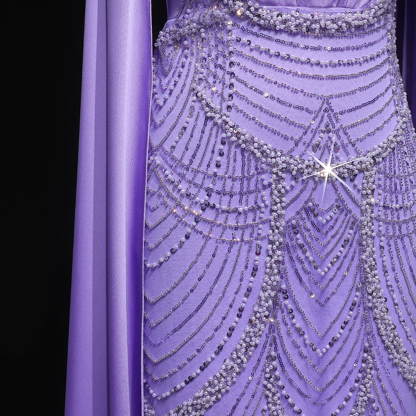 Sharon Said Elegantes Rosa Perlenbesetztes Meerjungfrauen-Abendkleid mit Cape-Ärmeln, Exquisite Details für Arabische Partykleider SS662 Maßanfertigung – Detail 10