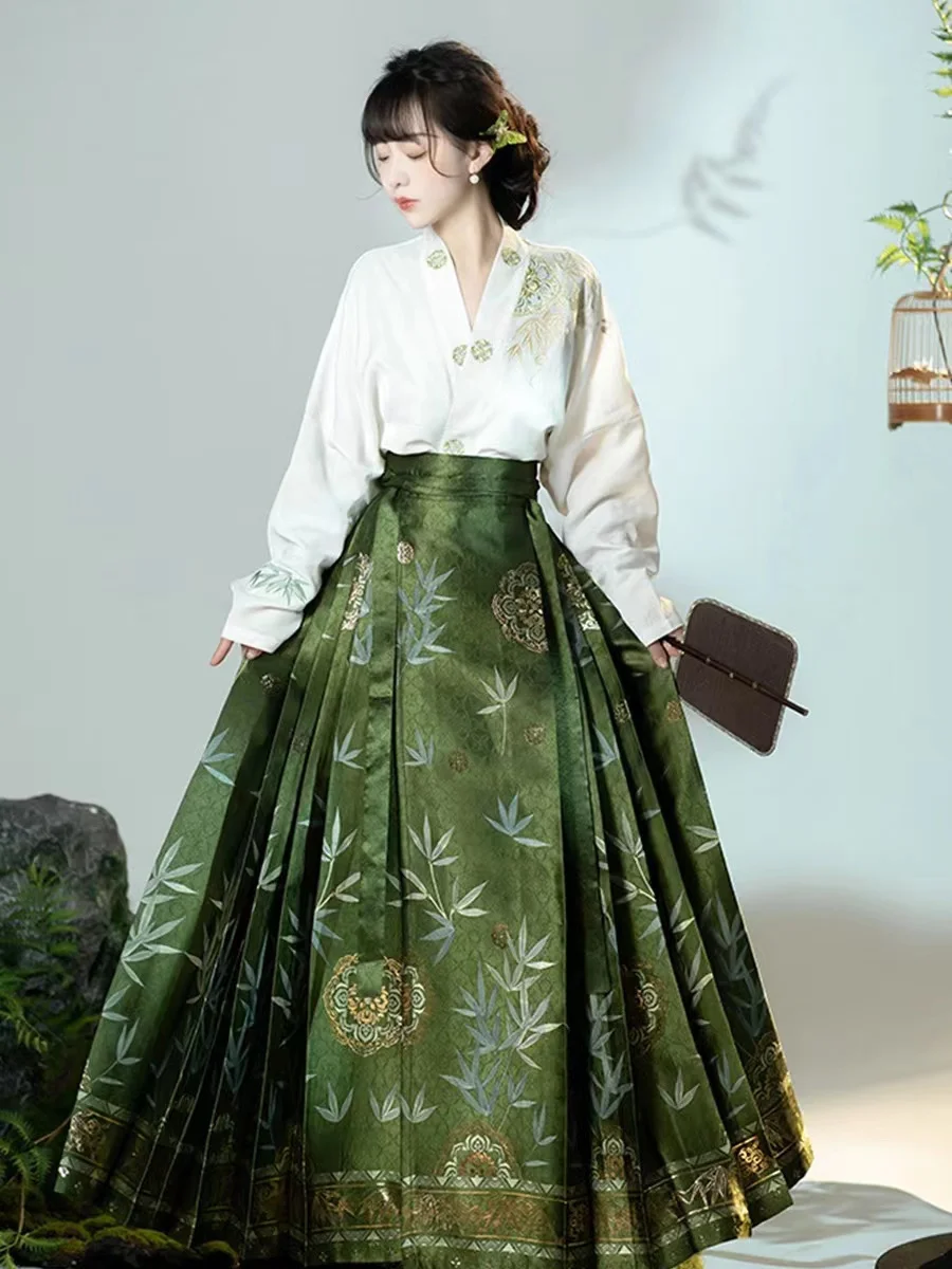 Hanfu horse skirt Chinese style clothing Ming Dynasty woven Chinese clothing Luxury Woman Evening Dress Cosplay Girl Costume