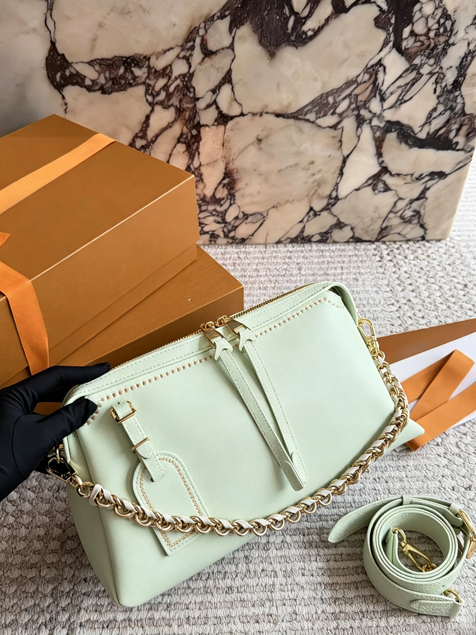 

29*19cm 2026 New Elegant Draped Hollow Out Shoulder Bag Fashion All-Match Crossbody Purse For Women Daily Use