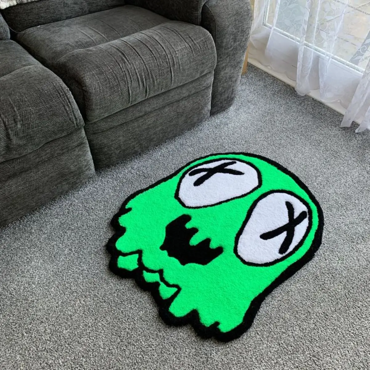 Green Creature X Eyes Cartoon Rug Printing Technology Simple Housewarming Gift Handmade Non-Slip Decorative Carpet