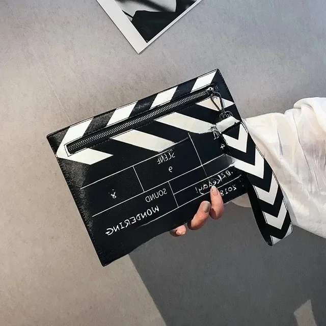 Zabawny projekt rekwizytu filmowego Torebki damskieTorebki damsk — zdjęcie 2