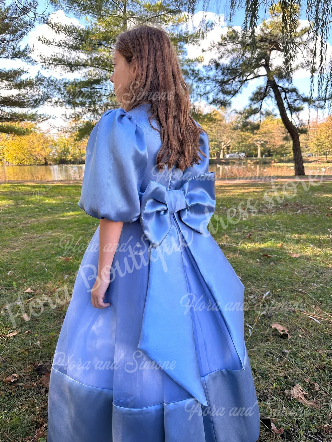 Customized Elegant Blue Girl gowns Half Sleeves High-waisted Flower Girl Dress for Evening gown Wedding Ceremonies Holiday