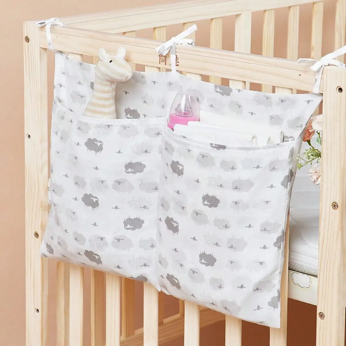 Tas pengatur penyimpanan popok multifungsi, pakaian bayi samping tempat tidur dapat dilepas