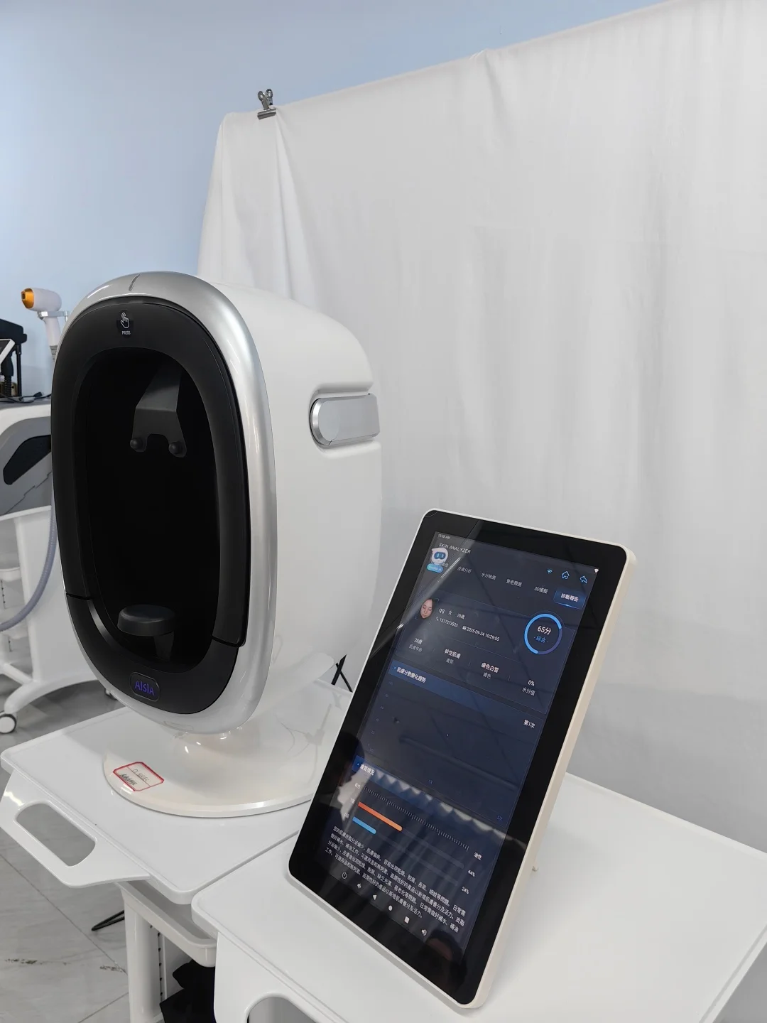 Mirror Skin Analysis 8 Spectra 3D Intelligent Mirror Wood Lamp Facial Scanner UV Skin Analyzer Machine Skin Analyzer