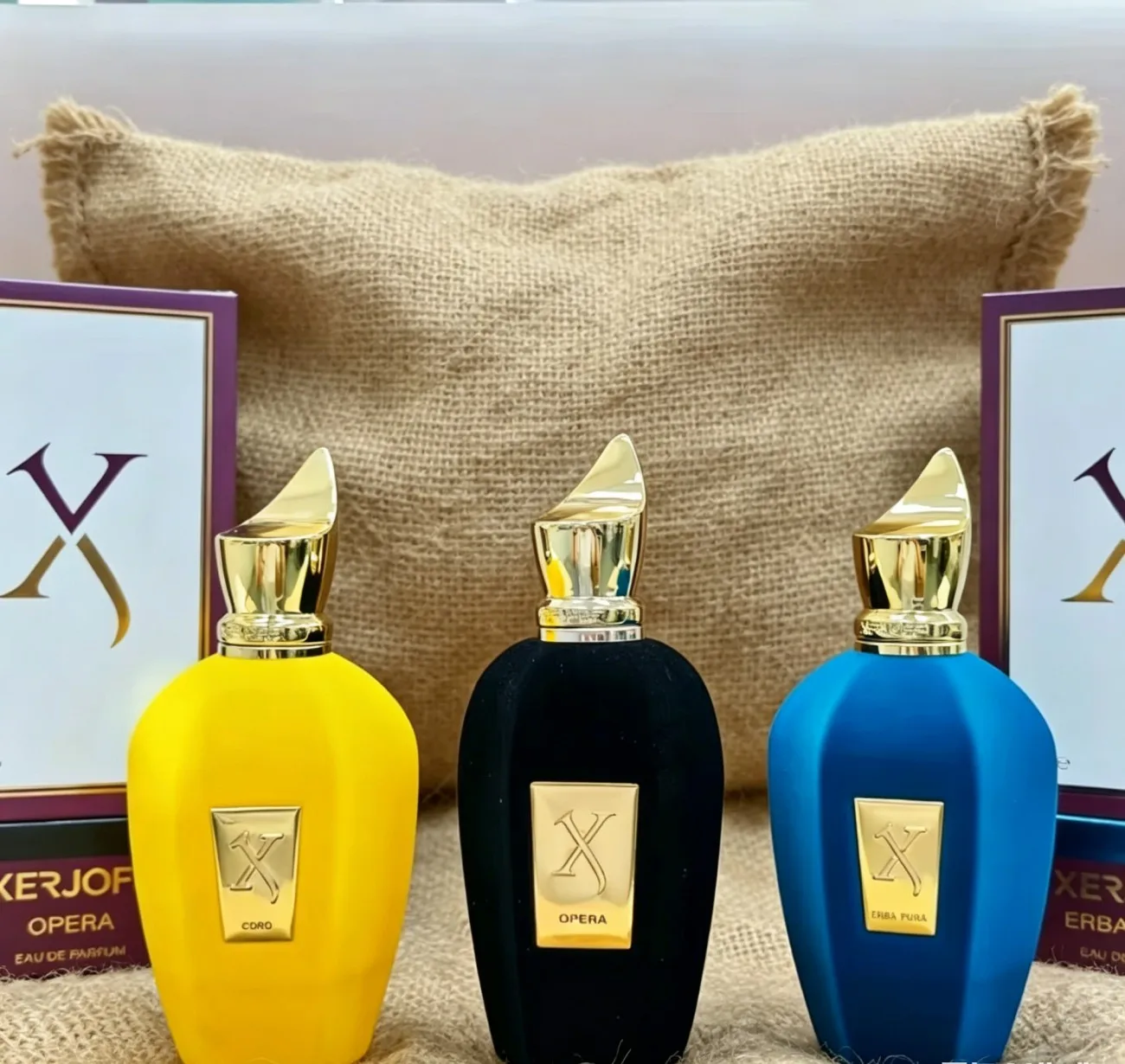 

Unisex Eau de Parfum (100ml) — Arabian Light Luxury: Fruity-Floral Blend. Rich, Enduring, and Long-Lasting Scent.