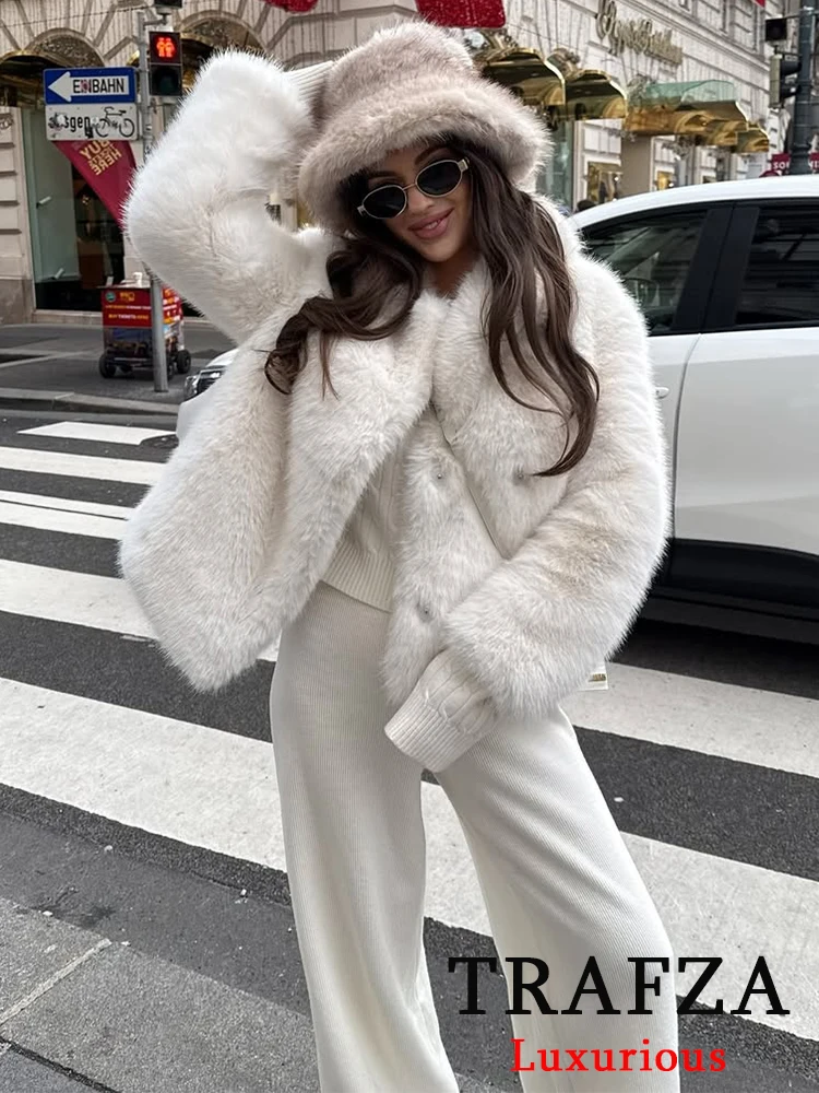 TRAFZA Vintage Faux Fur Women Jackets Solid Turn-down Collar Long Sleeve Warm Coat Chic White Fashion 2024 Winter Autumn Outwear