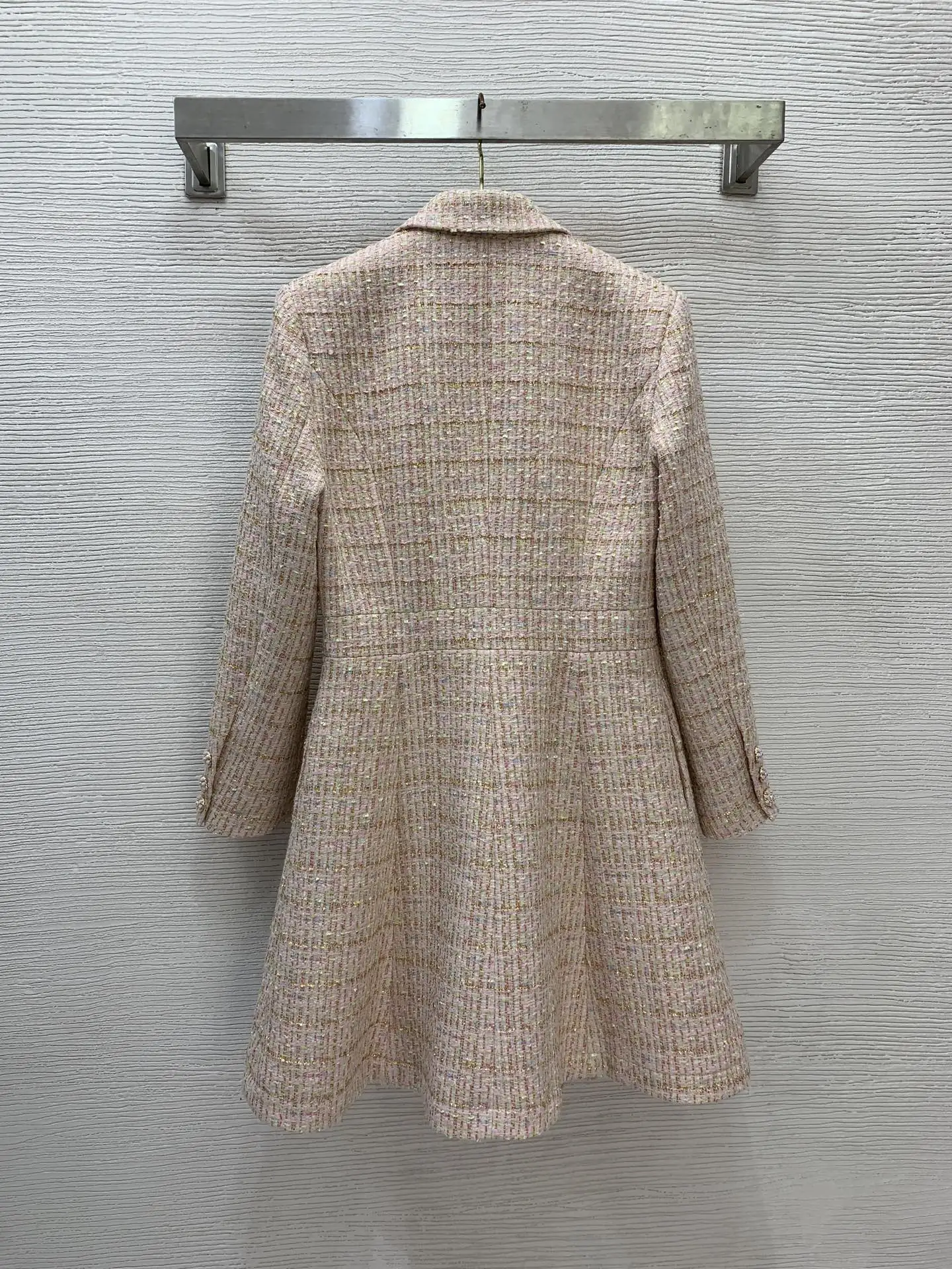 

Women's new two button placket, waist cinching and slimming A-line hem suit collar, long sleeved jacket, coat