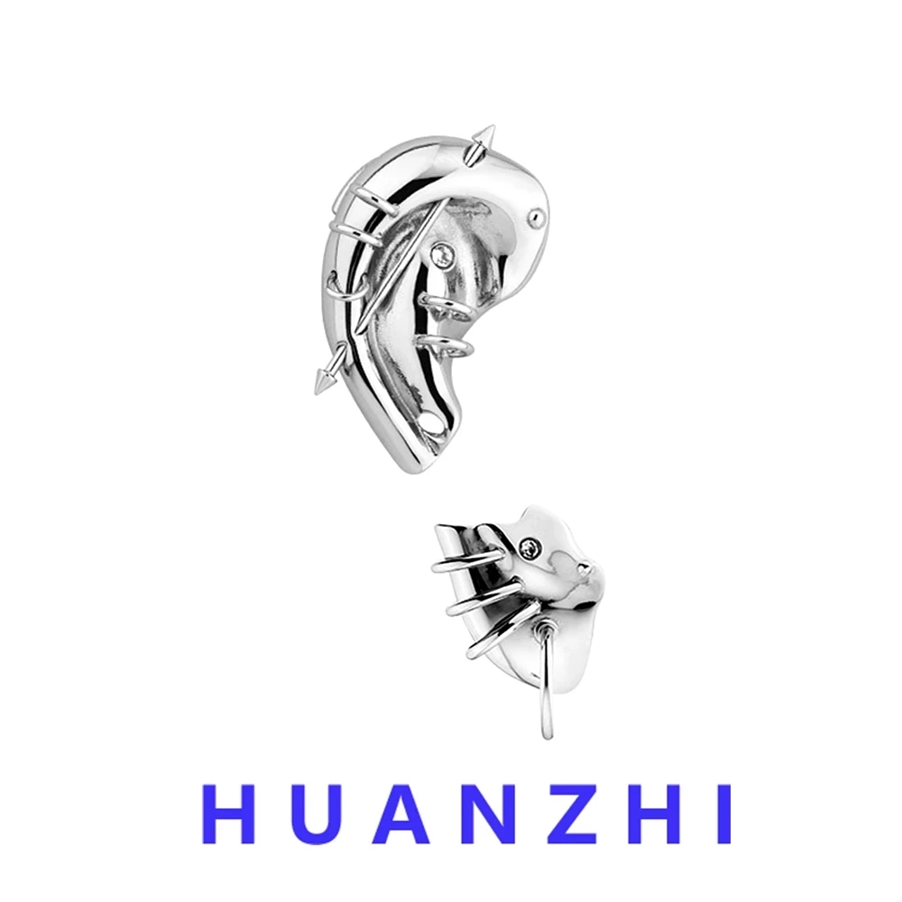 HUANZHI 2022 New Cyberpunk Titanium Steel Mechanical Ear Puncture Shape Metal Ear Climber For Men Women Gothic Party Jewelry