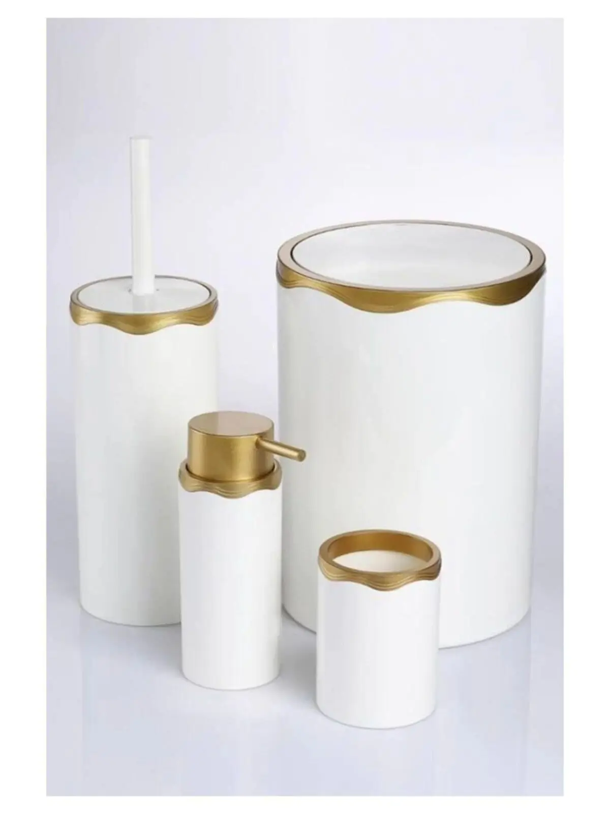 Bathroom Accessories Sets Liquid Soap Dispenser Room Kit Dental Fırçalığı Toilet Brush Garbage Bucket Bathroom TakımıBeyaz Gold Color