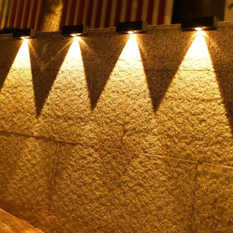Kinkiety solarne Zewnętrzne kwadratowe słoneczne bezprzewodowe lampy ścienne IP65 Wodoodporne zewnętrzne kinkiety Dekoracyjne do ogrodu — zdjęcie 2