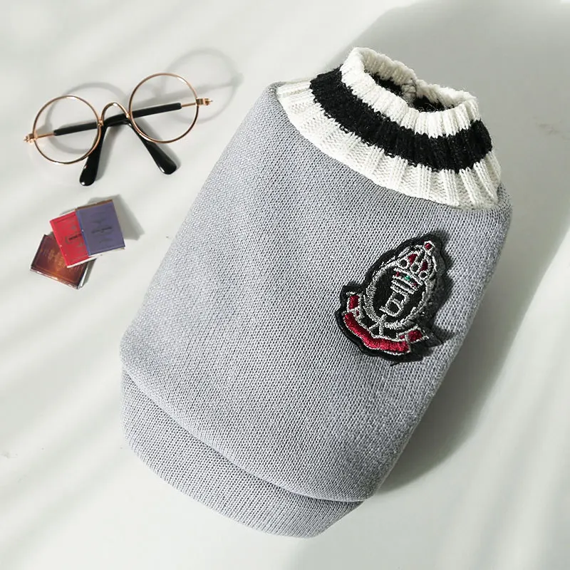 Autumn and winter new knitted vest V-neck college style pet dog cat clothes vest Teddy Bo Beauty products image 4