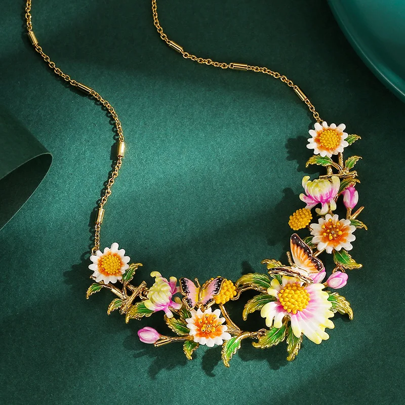 

ArLea Luxury Daisy Necklace New Fashion Original Design Flower Necklace Hand-made Enamel Daisy Necklace Party Birthday Gift