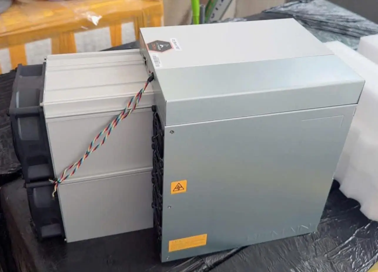 

Authentic Bitmain Antminer L11 20Gh/s 3680W Dogecoin Litecoin Bells Miner