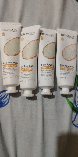 BIOAQUA White Rice Hand Cream Whitening Moisturizing Nourishing Anti-aging Handcream Hands Skin Care Products photo review