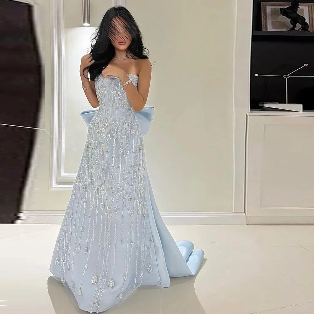

Classic Light Blue Satin Evening Dress Customized Sleeveless Strapless Celebrity Gowns Delicate Crystal Pearls Robe de soirée
