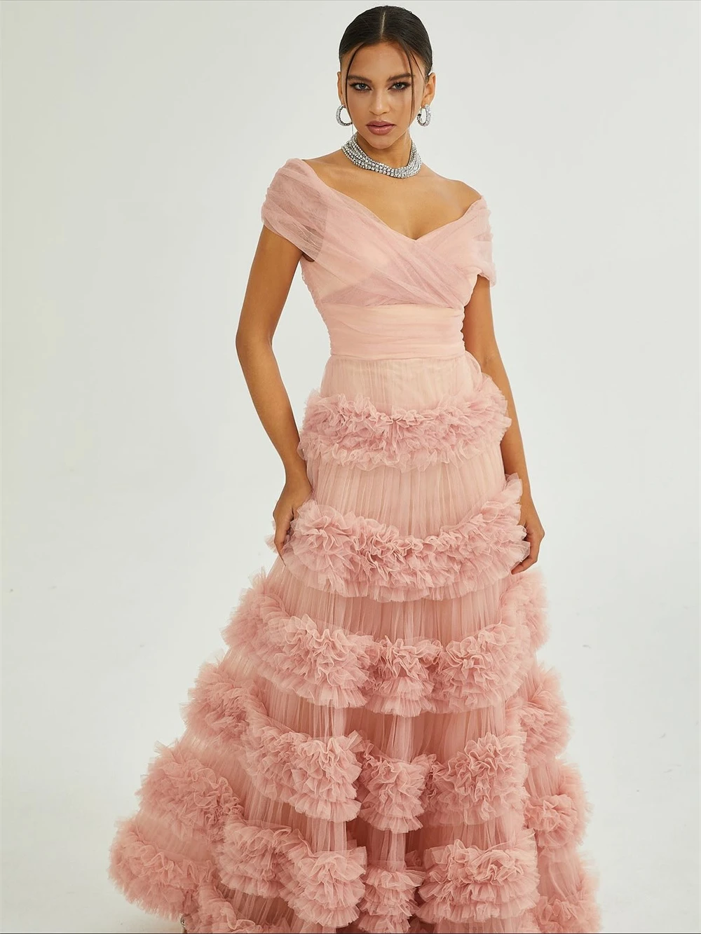 Sansa personalizado Rosa volantes escalonados A-line fuera del hombro vestido De graduación sin mangas Vestidos De Noche hasta el suelo Noche Formal