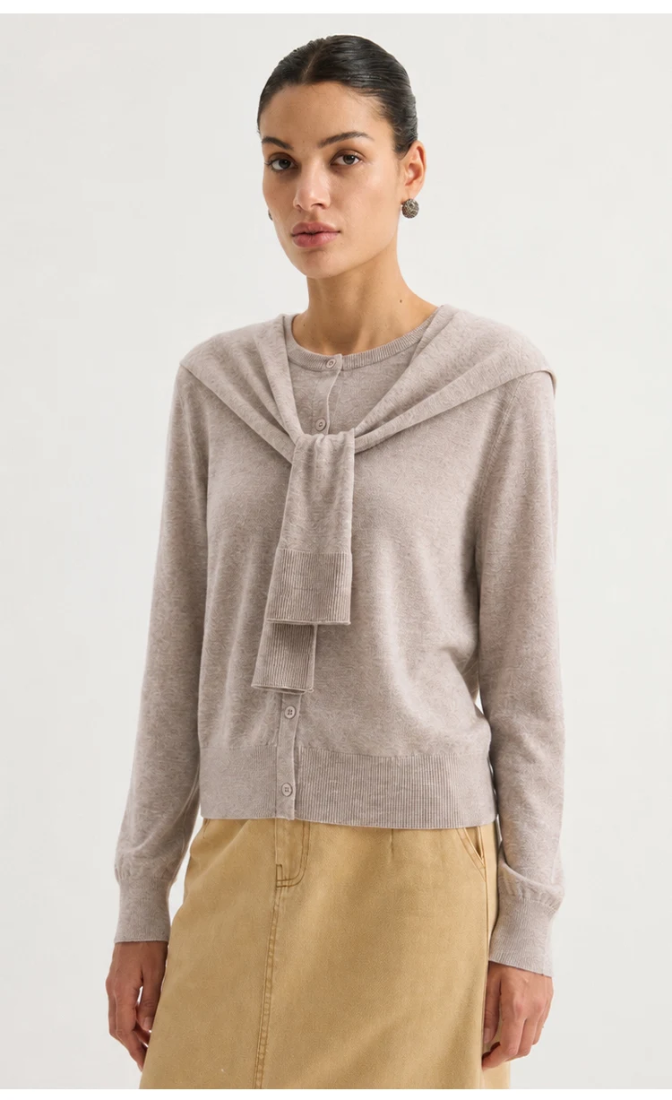 MZ62030 Damen-Strickjacke aus Kaschmir-Modal-Mischung, Langarm, Rundhalsausschnitt, Knopfverschluss, mit abnehmbarem, drapiertem Schultertuch – Detail 5