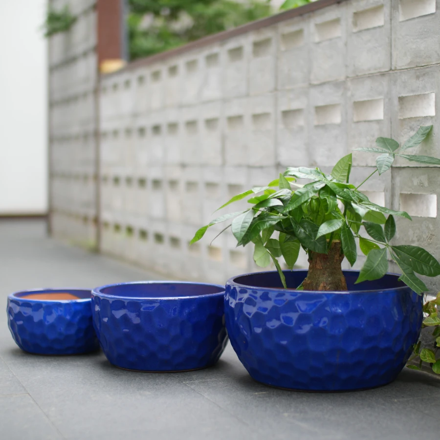 Ensemble de 3 pots en céramique faits à la main - bleu cobalt, finition martelée, céramique respirante (pour plantes d'intérieur et de jardin, etc.) Succulentes ou violettes)