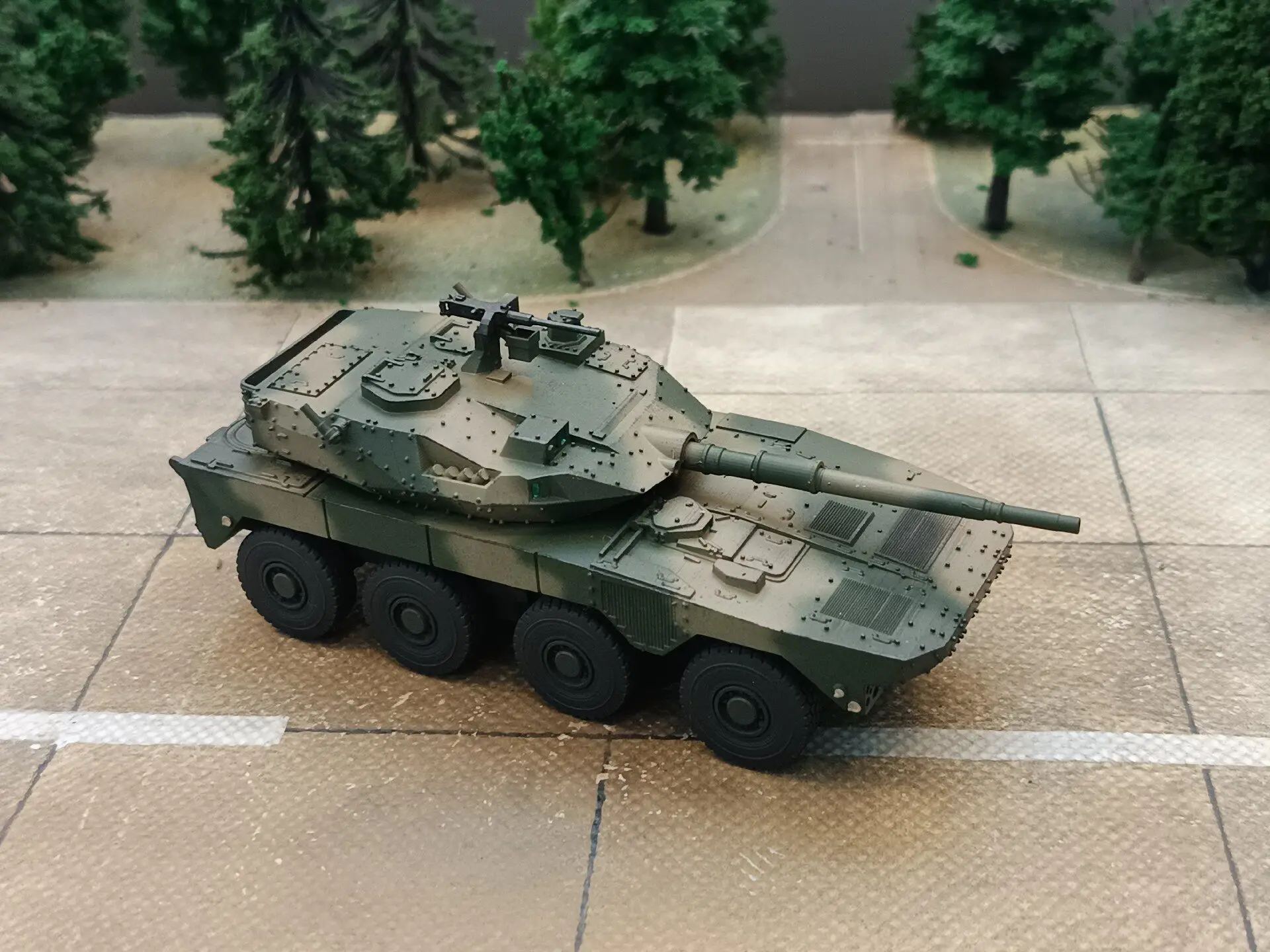 1/72 Type 16 wheeled infantry fighting vehicle , hand-painted finished model decorative ornament(Ships in 5-6 days)